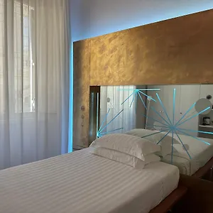 Trecento 3* Rome